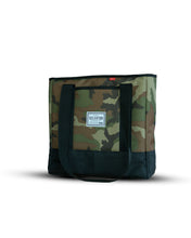 Load image into Gallery viewer, Selektor Classic Bag x 30 LP 12" Camo and Black